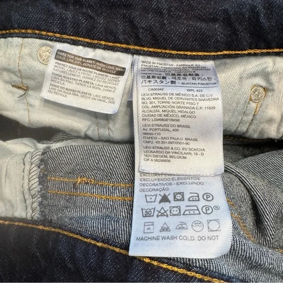 Levi's Mens 511 Jeans - 045114534 - Dark Wash Blue - frayed bottoms 36 x 30 - Picture 3 of 16